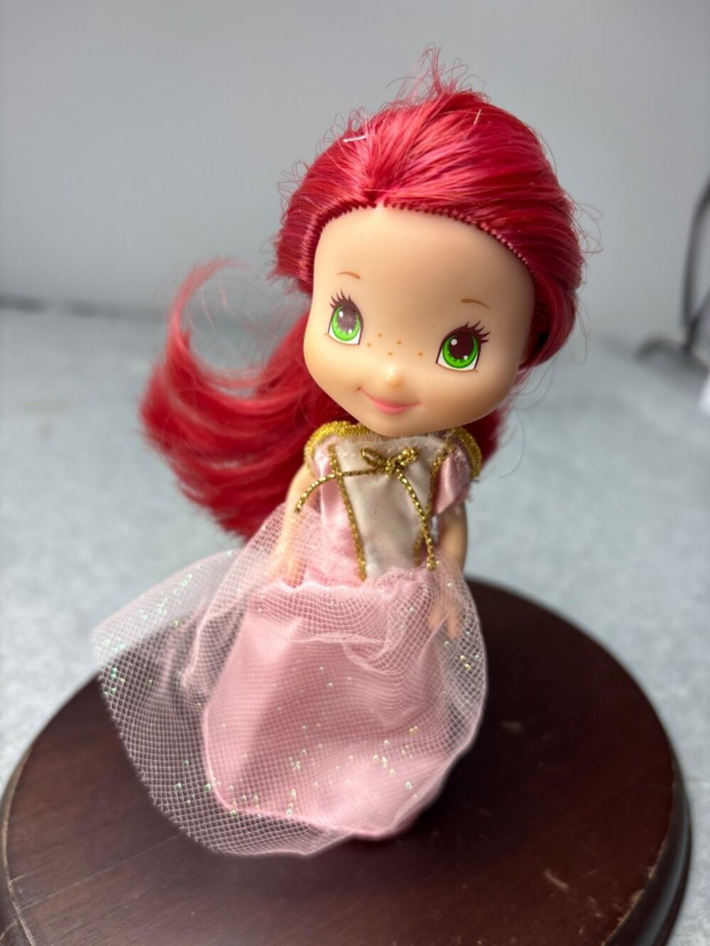 2008 Hasbro Strawberry Shortcake Mini Doll Red Hair Pink Outfit 6" - Picture 3 of 14